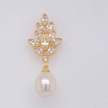 Load image into Gallery viewer, Cultured Freshwater Pearl (7-8mm),Grape Stud Earrings - Anna Wang New York 